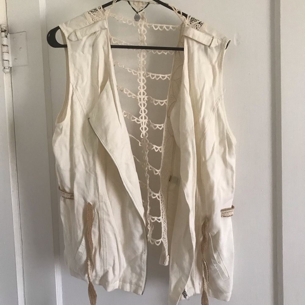 BKE Boutique vest